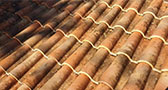 Nettoyage demoussage de toiture 83